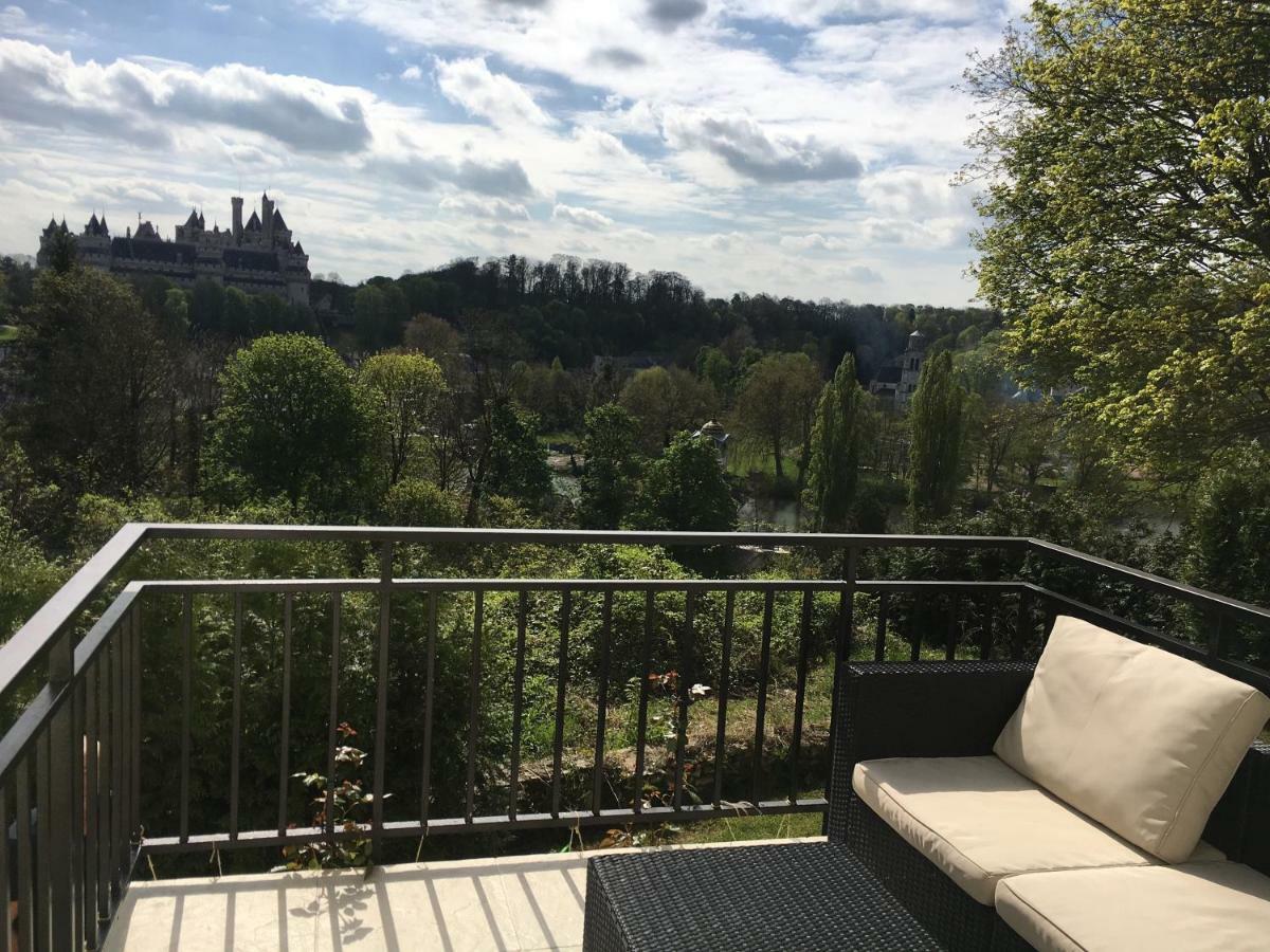 Holiday Home Castle View Pierrefonds Luaran gambar